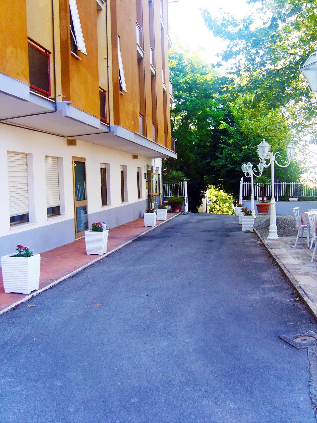 Hotel Panorama Chianciano Terme Exterior foto